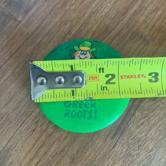70's Green Roots Irish Pin - Picture 3 of 6
